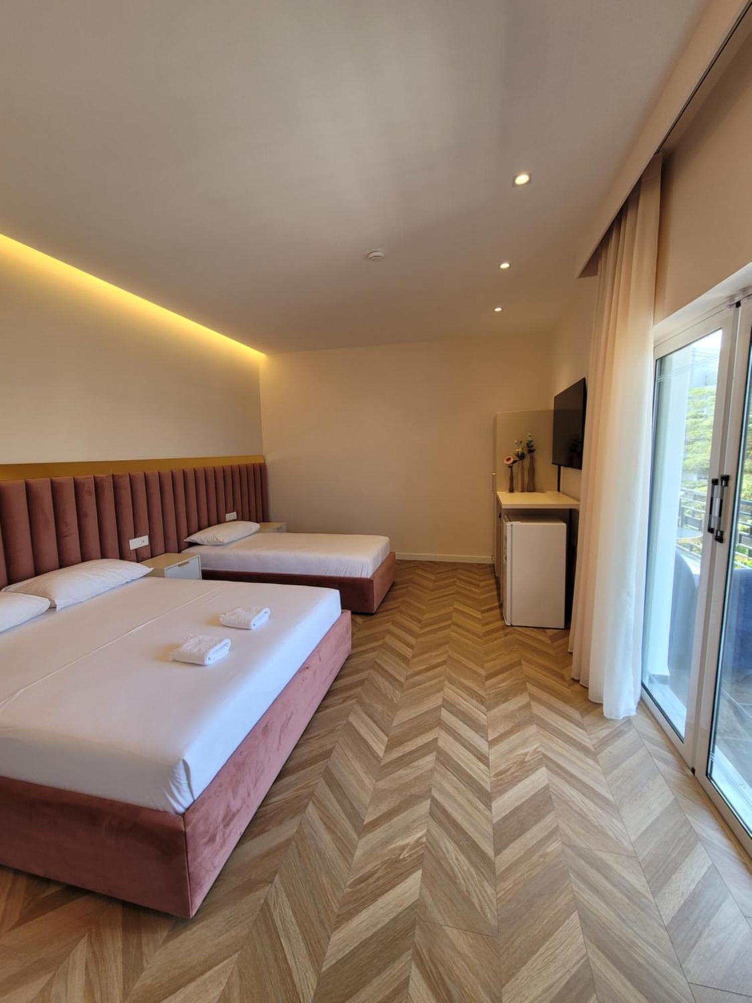 Almar Boutique 4* Saranda
