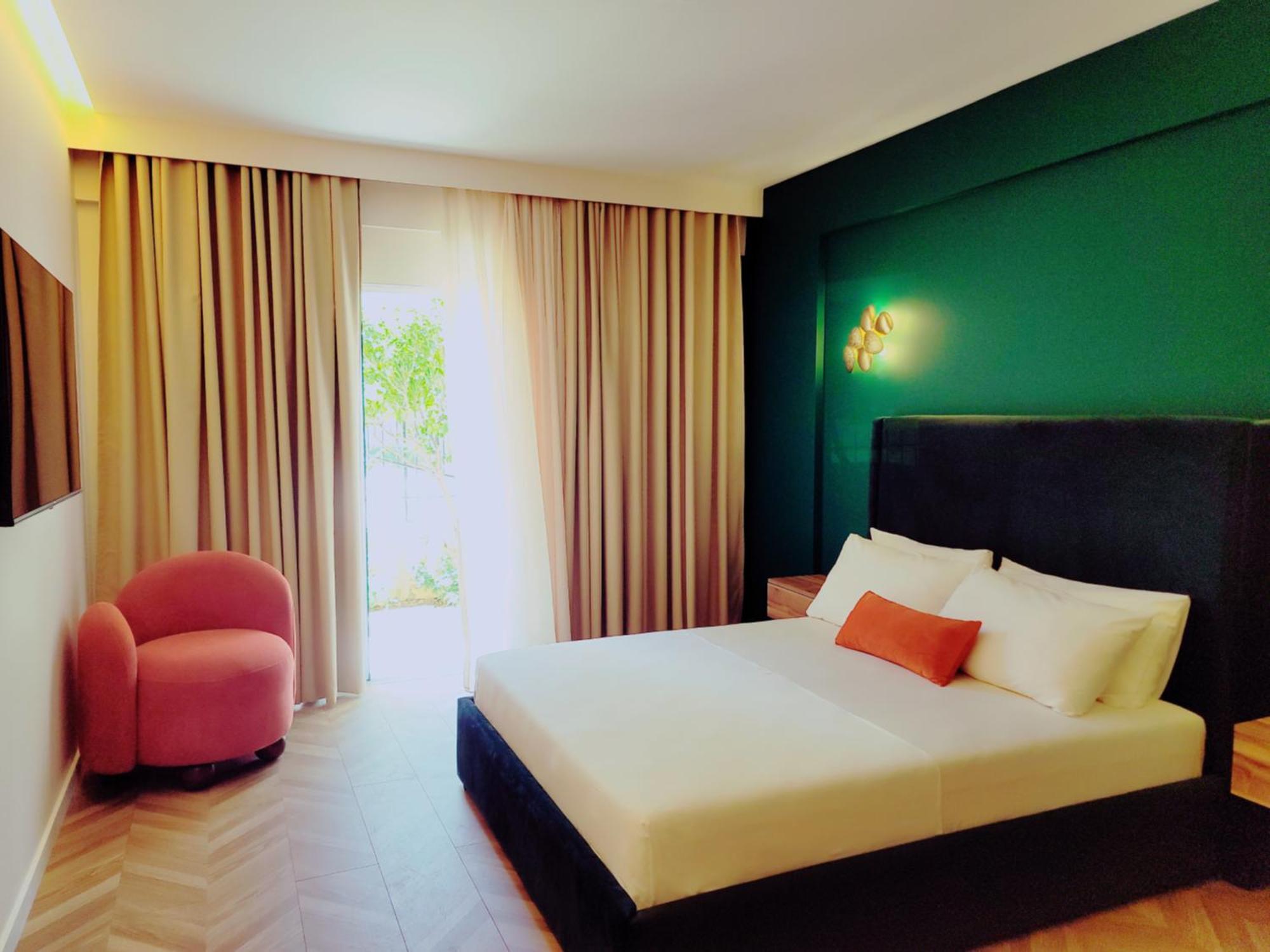 Almar Boutique 4*