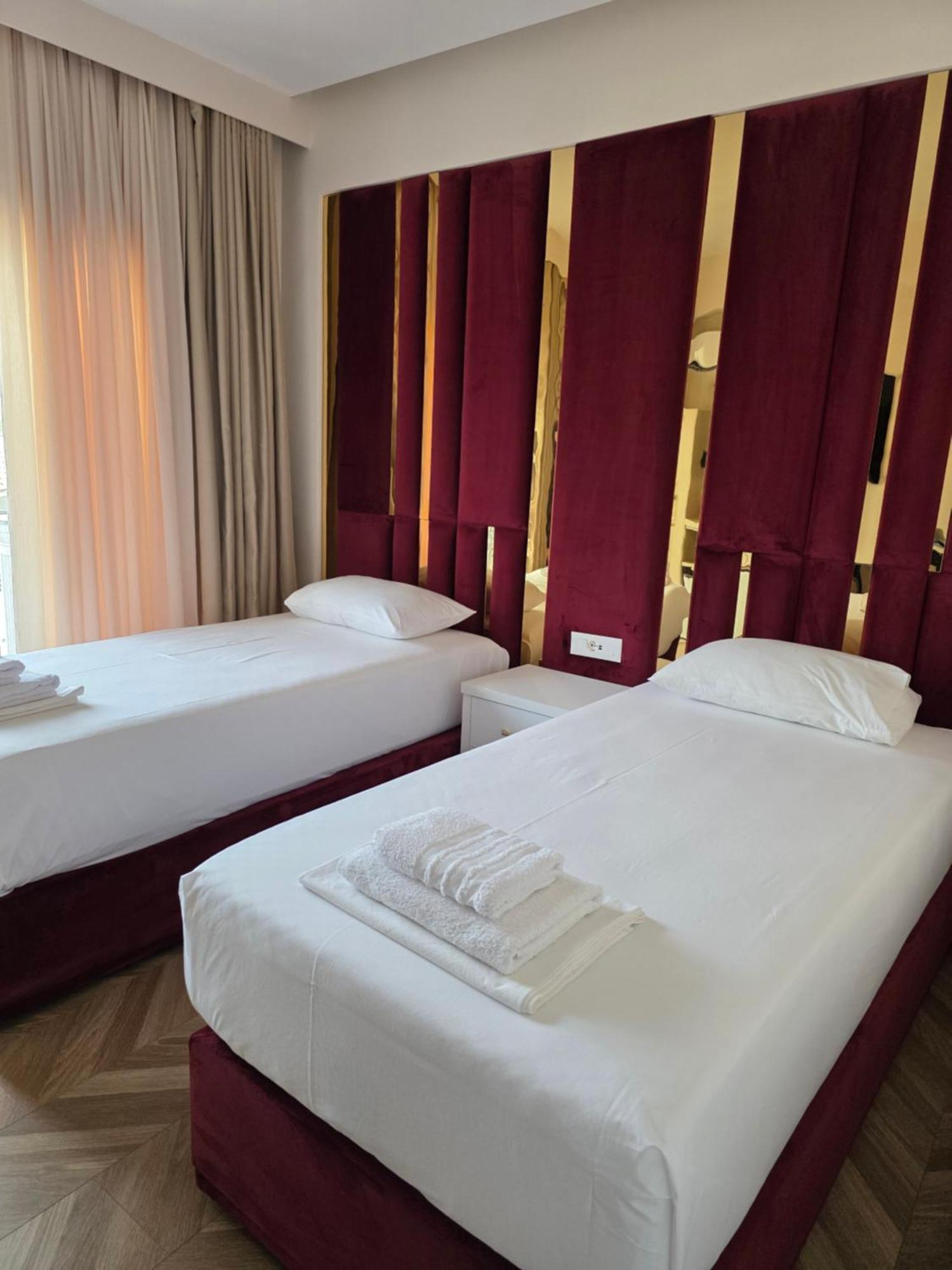 Hotel Almar Boutique 4*